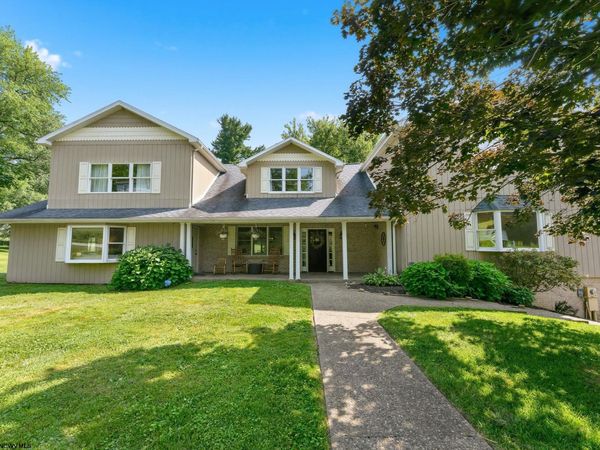 49 Fairview Road, Morgantown, WV 26508
