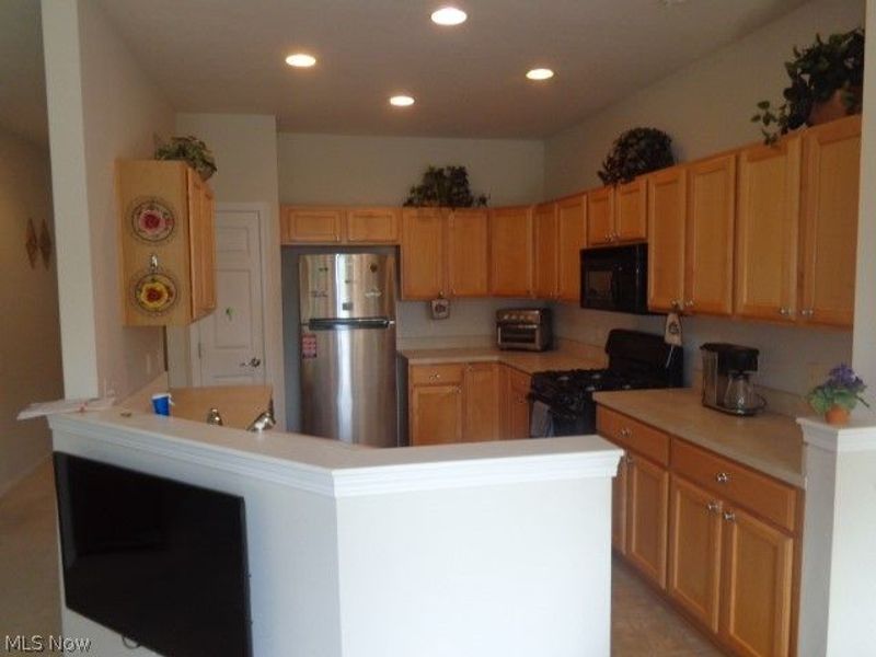 9345 Norwich Place, North Ridgeville, OH 44039 Photo 15