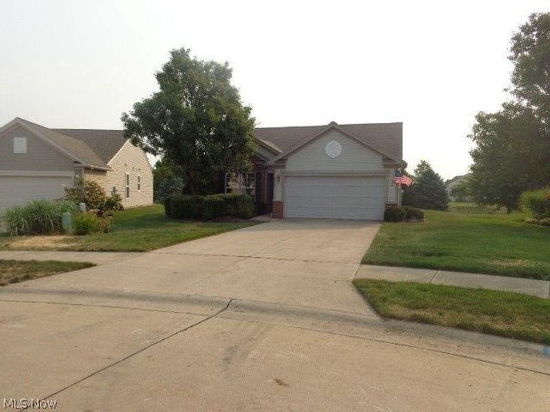 9345 Norwich Place, North Ridgeville, OH 44039 Photo 3