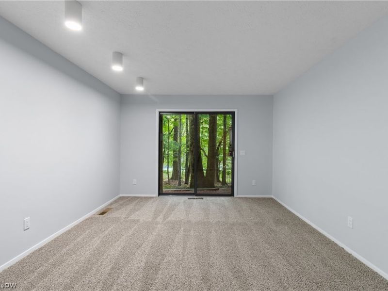 17767 Falling Leaves Road , Strongsville, OH 44136 Photo 15