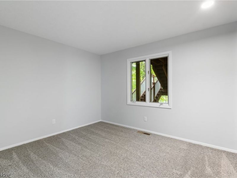 17767 Falling Leaves Road , Strongsville, OH 44136 Photo 20