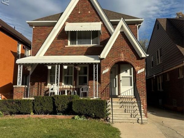 5250 Calhoun Street, Dearborn, MI 48126