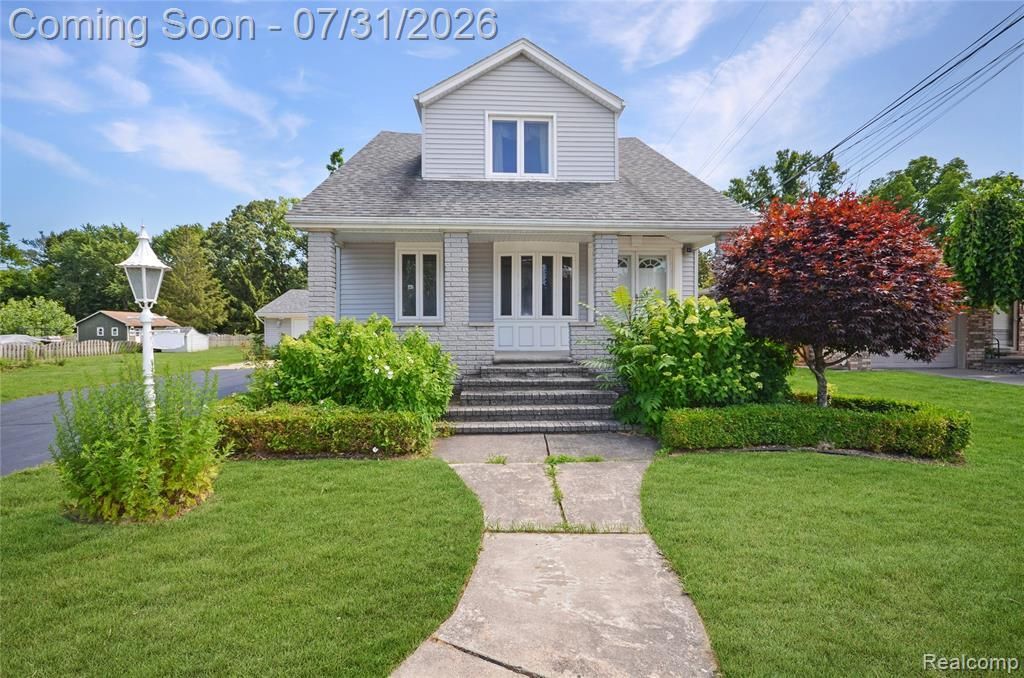 15340 Masonic Boulevard, Fraser, MI 48026 Main Photo
