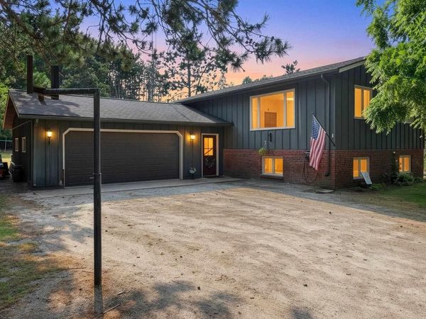 N5574 CTY RD T, Princeton, WI 54968