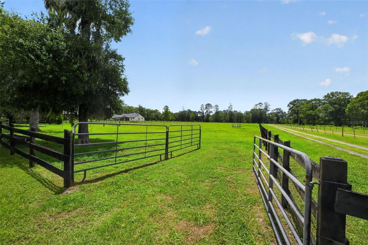 2527 NW County Road 225, Lawtey, FL 32058 Photo