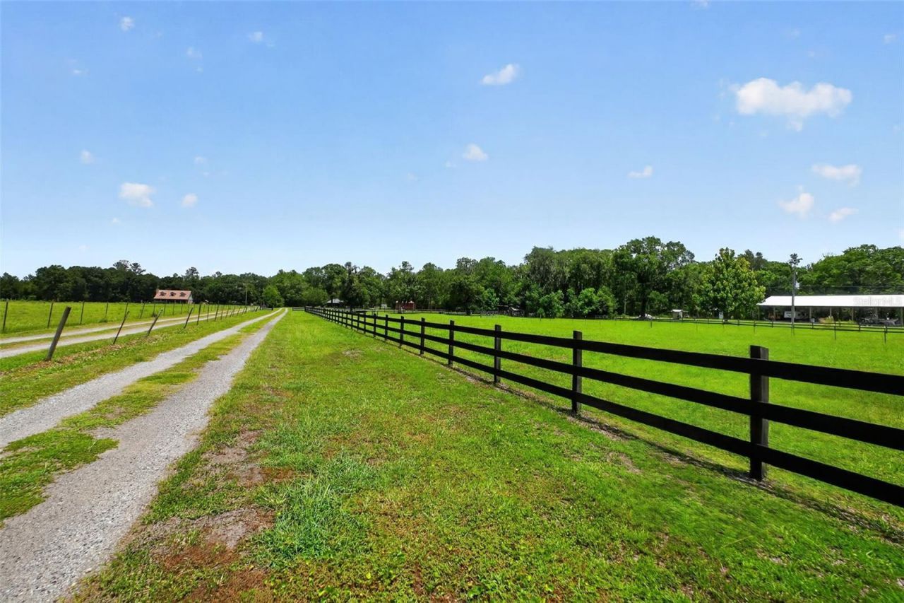2527 NW County Road 225, Lawtey, FL 32058 Photo