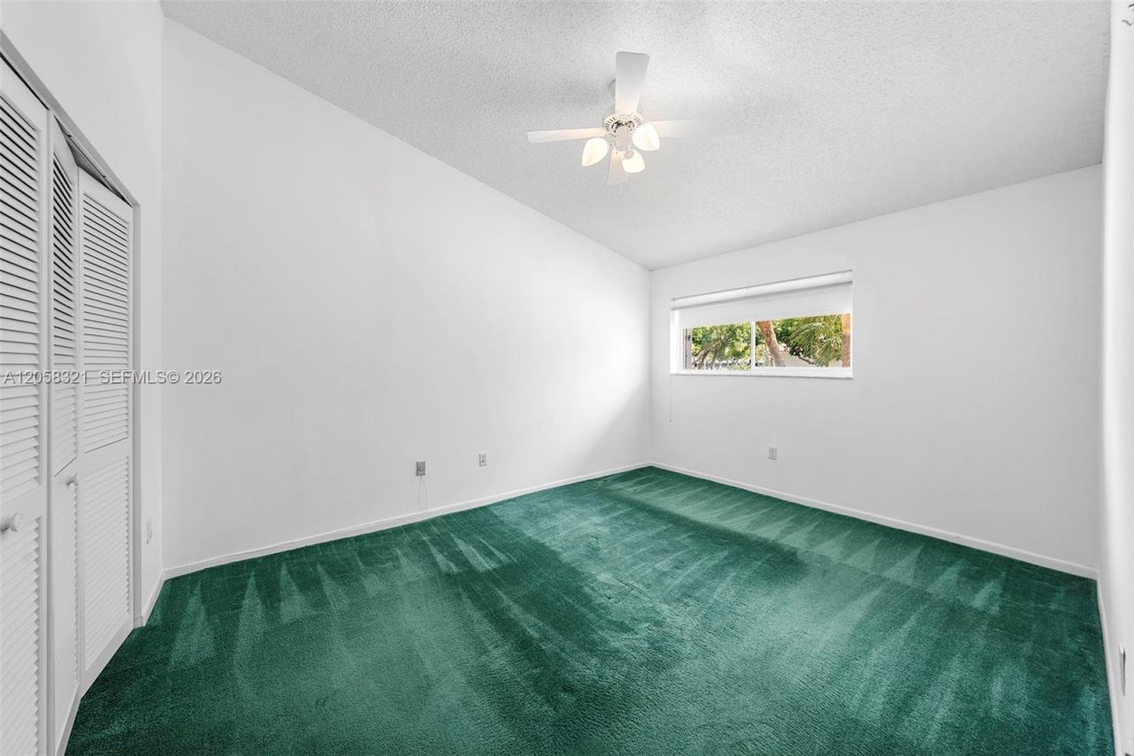 3748 NE 209th Ter, Aventura, FL 33180 Photo