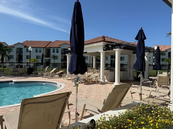 401 Villa Cir , Unit 401, Boynton Beach, FL 33435