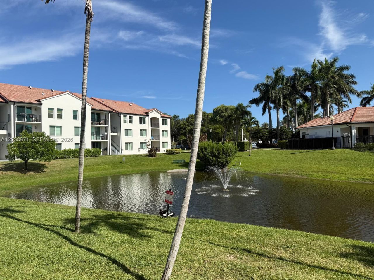 401 Villa Cir , Unit 401, Boynton Beach, FL 33435 Photo