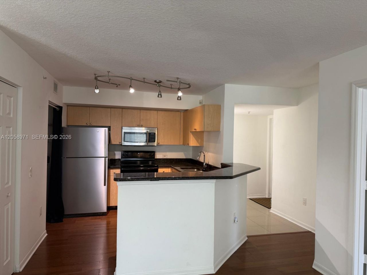 401 Villa Cir , Unit 401, Boynton Beach, FL 33435 Photo