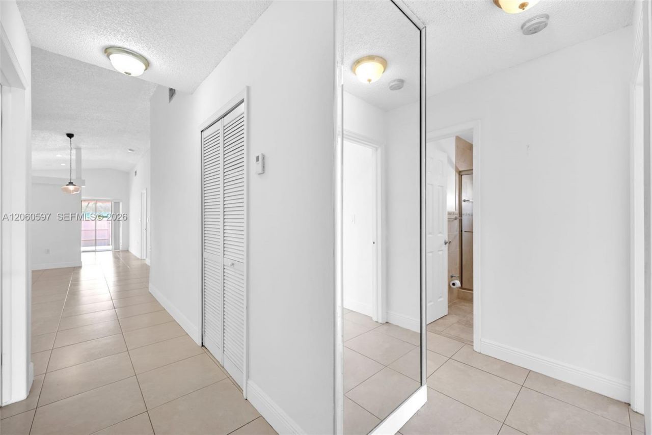 Please Call For Address, Miami, FL 33186 Photo