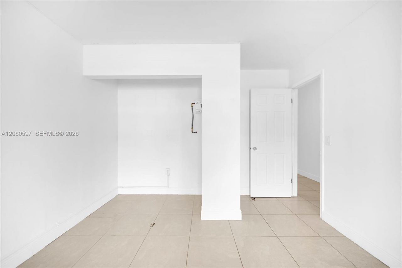 Please Call For Address, Miami, FL 33186 Photo