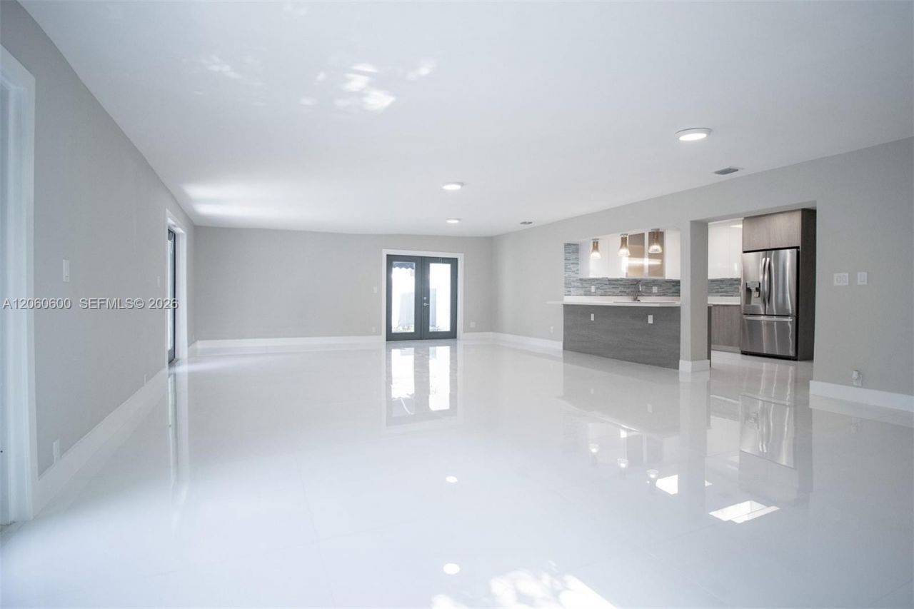 1321 NE 14th St, Fort Lauderdale, FL 33304 Photo