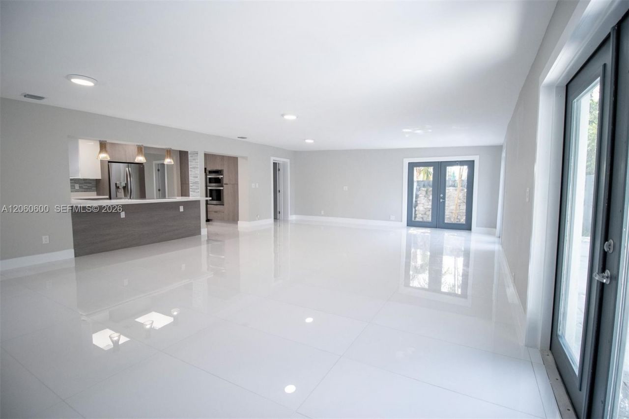 1321 NE 14th St, Fort Lauderdale, FL 33304 Photo
