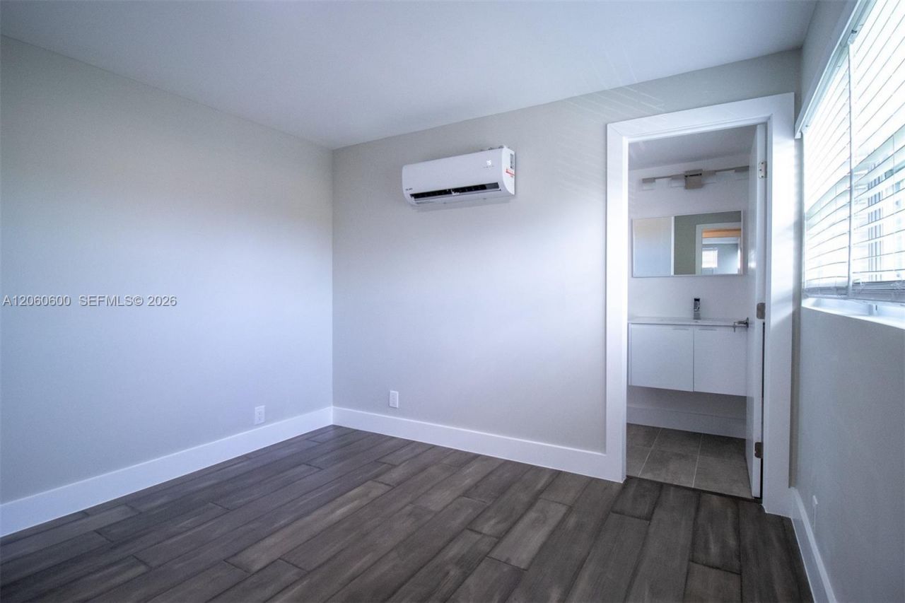 1321 NE 14th St, Fort Lauderdale, FL 33304 Photo