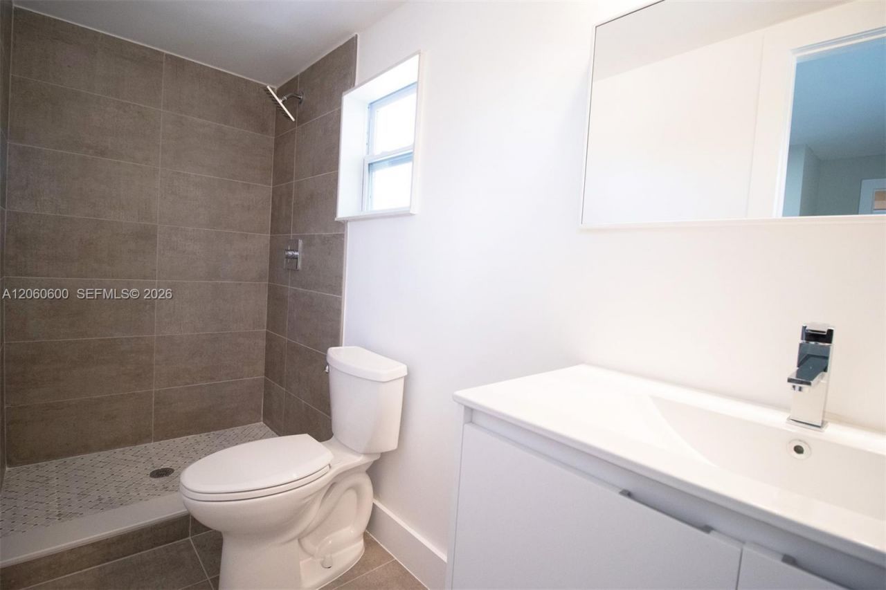 1321 NE 14th St, Fort Lauderdale, FL 33304 Photo