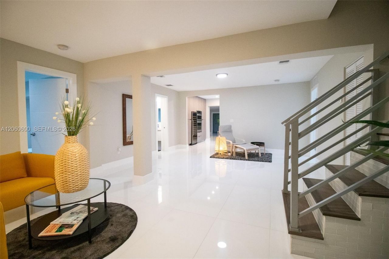1321 NE 14th St, Fort Lauderdale, FL 33304 Photo
