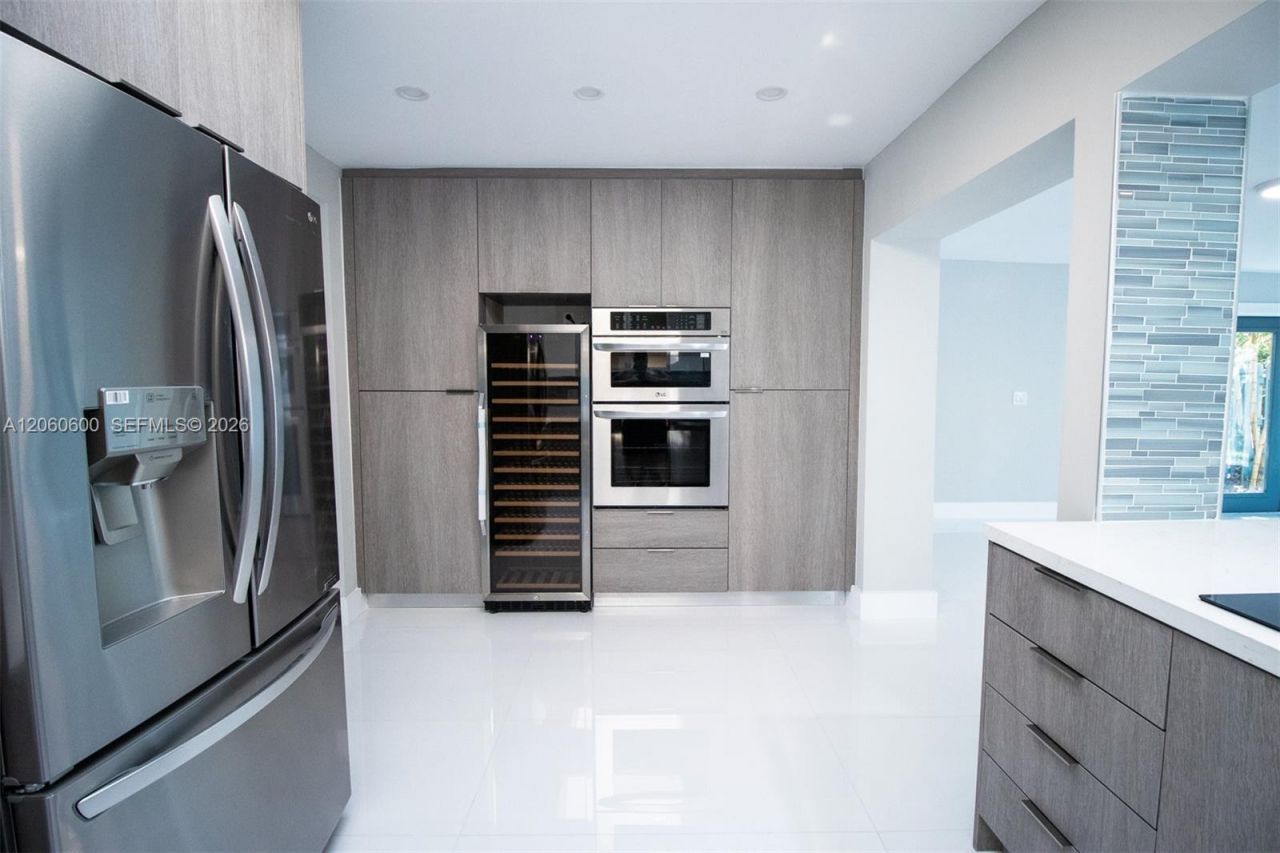 1321 NE 14th St, Fort Lauderdale, FL 33304 Photo