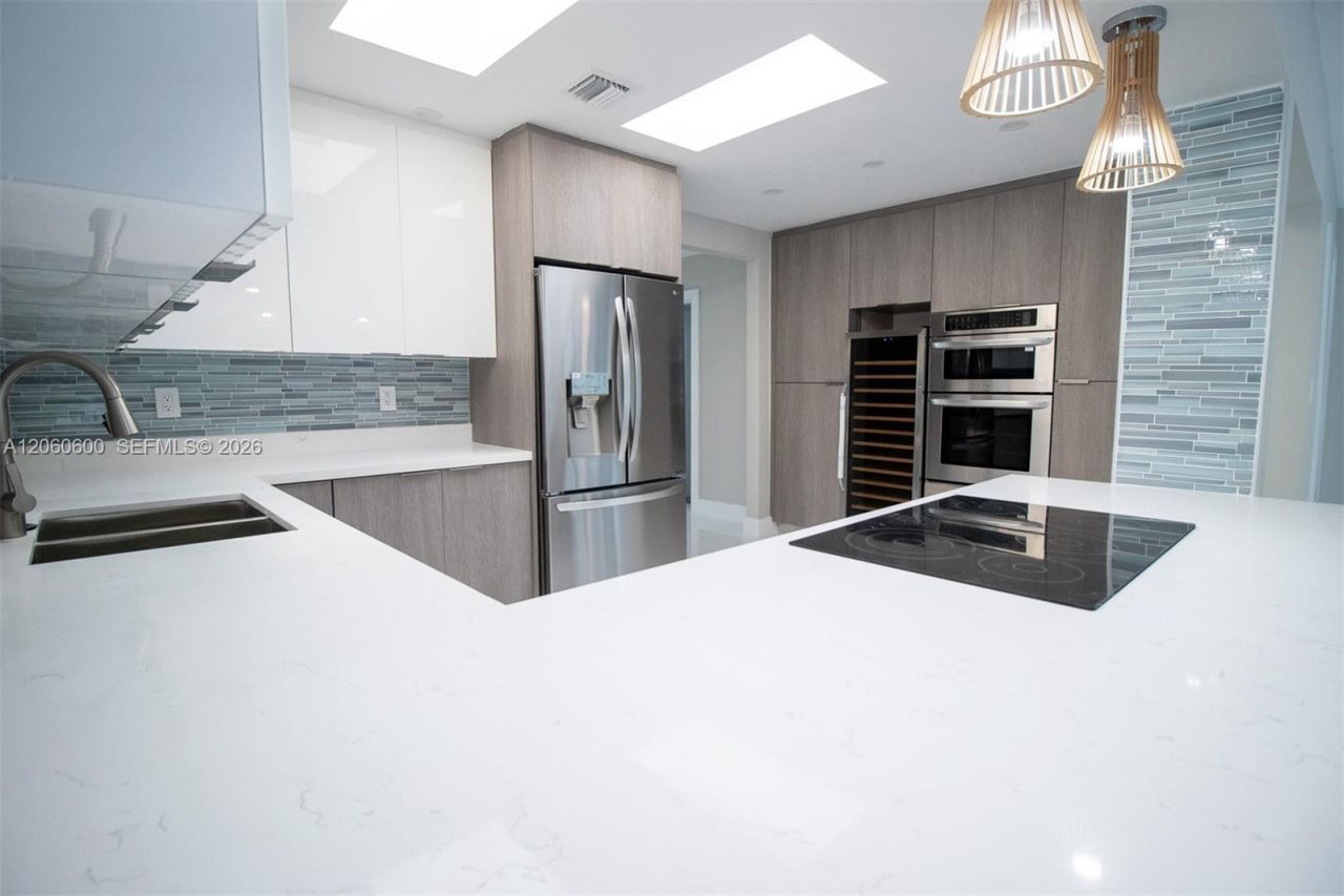 1321 NE 14th St, Fort Lauderdale, FL 33304 Photo