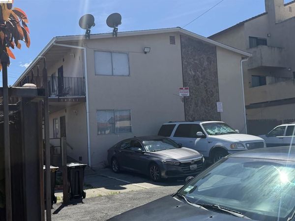 14761 S San Pablo, San Pablo, CA 94806