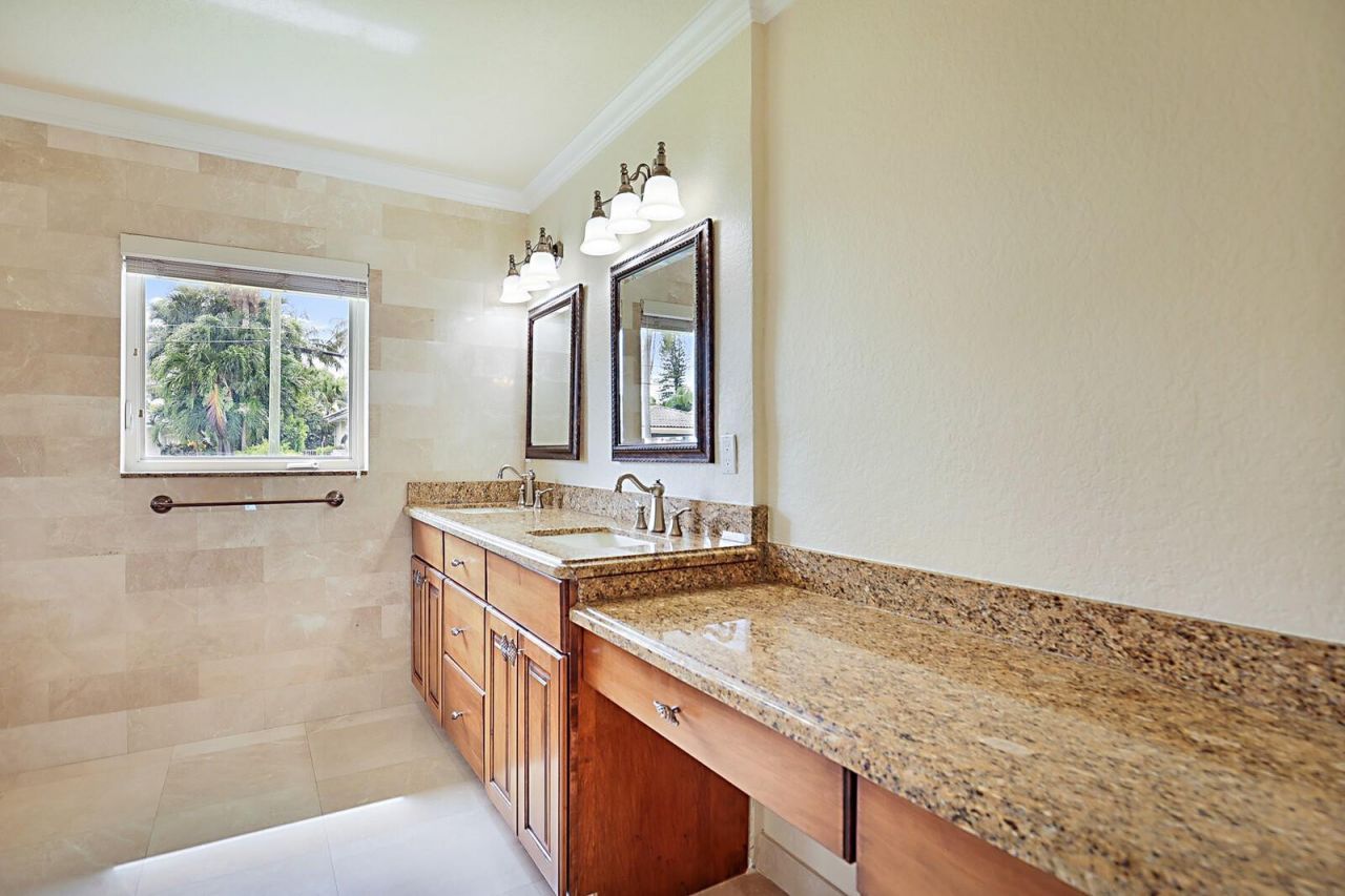 5110 NE 30th Avenue Ne, Lighthouse Point, FL 33064 Photo