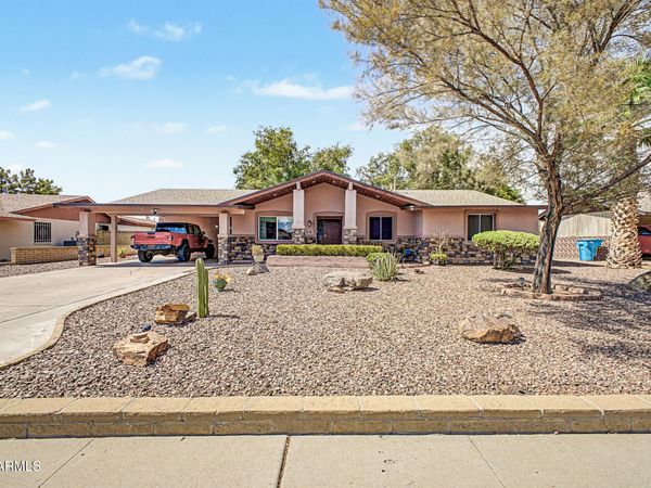 3228 W SUNNYSIDE Avenue, Phoenix, AZ 85029