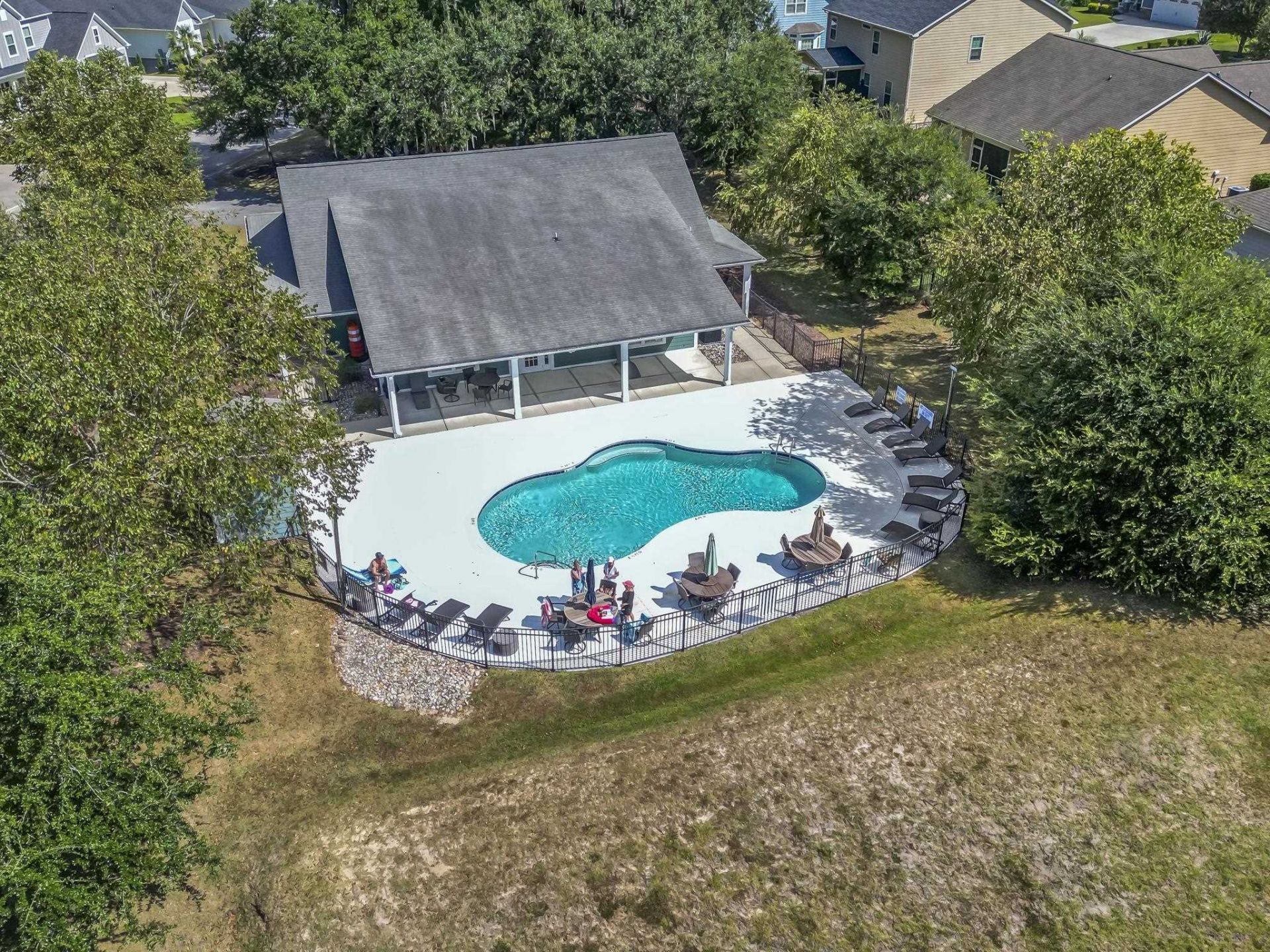 712 Tilly Pine Dr. Photo 33