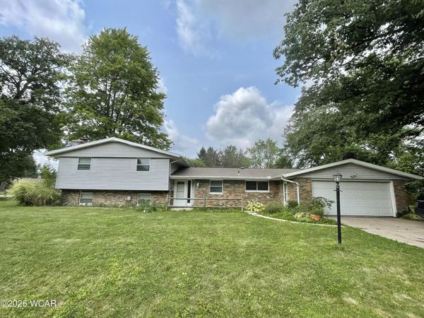3990 Ellen Drive, Lima, OH 45806