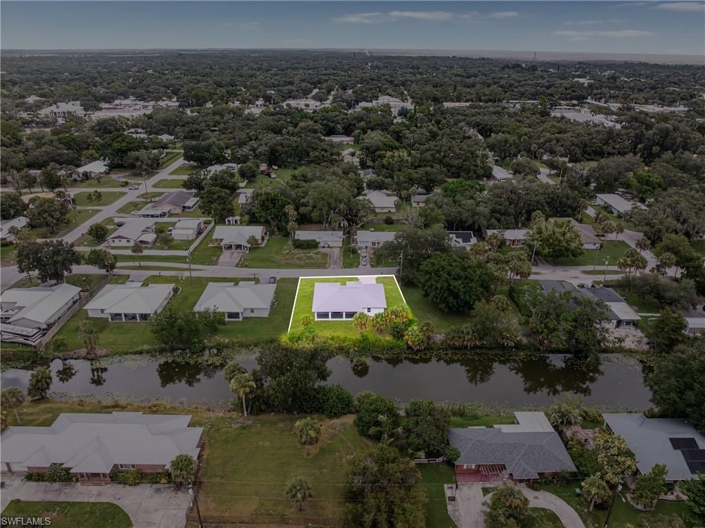 335 4th Ave , Labelle, FL 33935 Photo