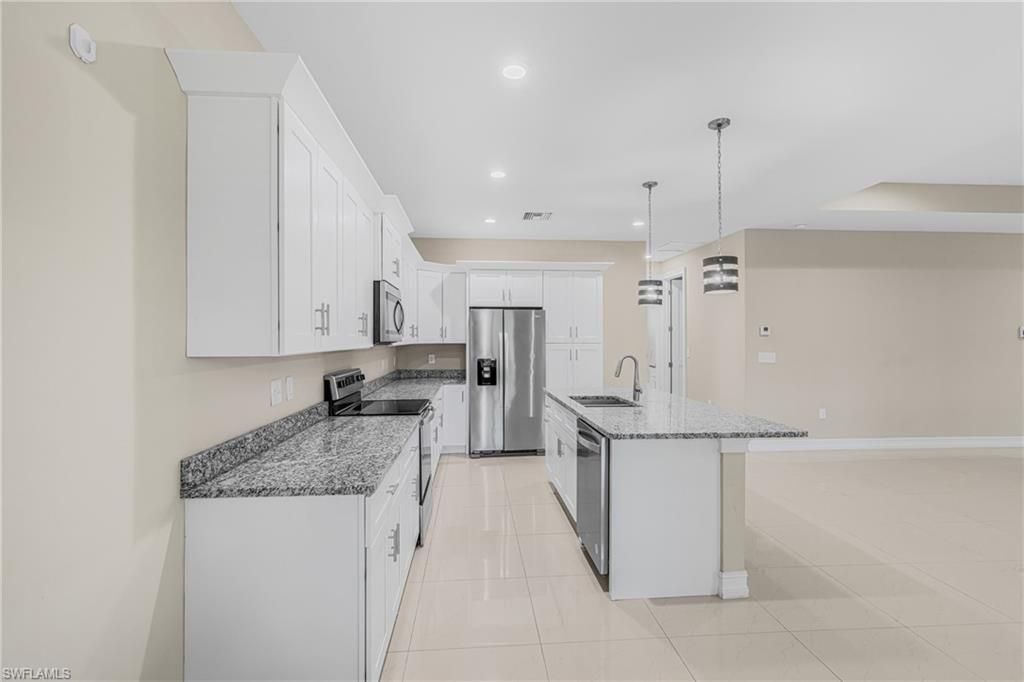 335 4th Ave , Labelle, FL 33935 Photo
