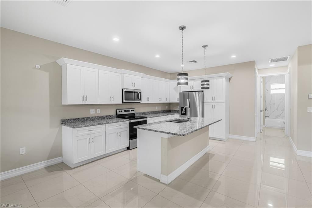 335 4th Ave , Labelle, FL 33935 Photo
