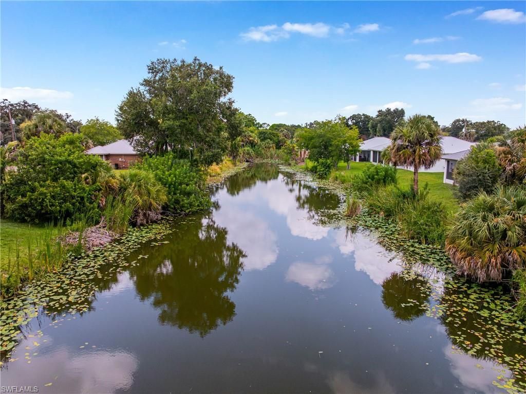 335 4th Ave , Labelle, FL 33935 Photo