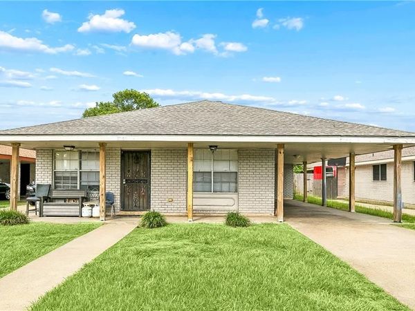 7050 52 BUNKER HILL Road , New Orleans, LA 70127