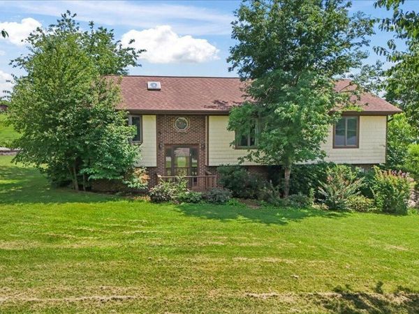 227 Kinchloe Mill Road, Jonesborough, TN 37659