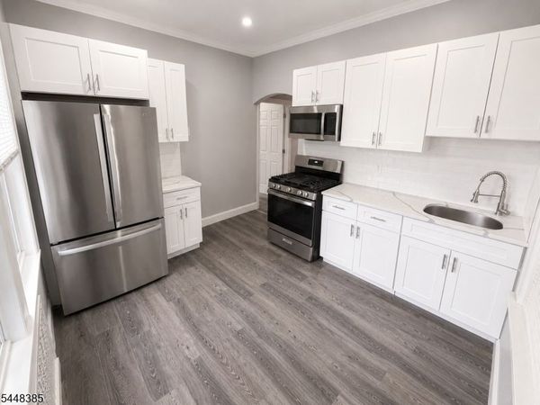 197 Hansbury Ave, Newark, NJ 07112