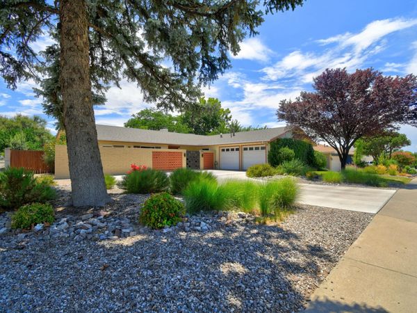 7516 Bellrose Avenue NE, Albuquerque, NM 87110