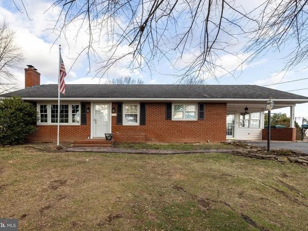 410 W NORTH STREET, WOODSTOCK, VA 22664