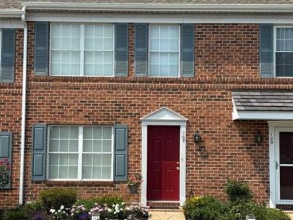 107 DELANCY PLACE, LANCASTER, PA 17601