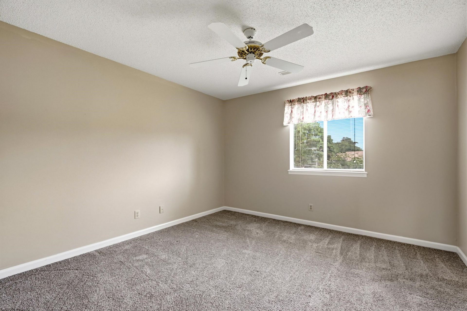 460 Myrtle Greens Dr.  Photo 11