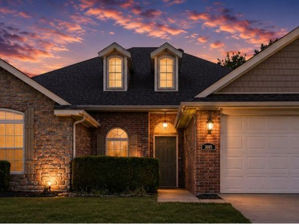 3085 Chadwick Street , Springdale, AR 72764