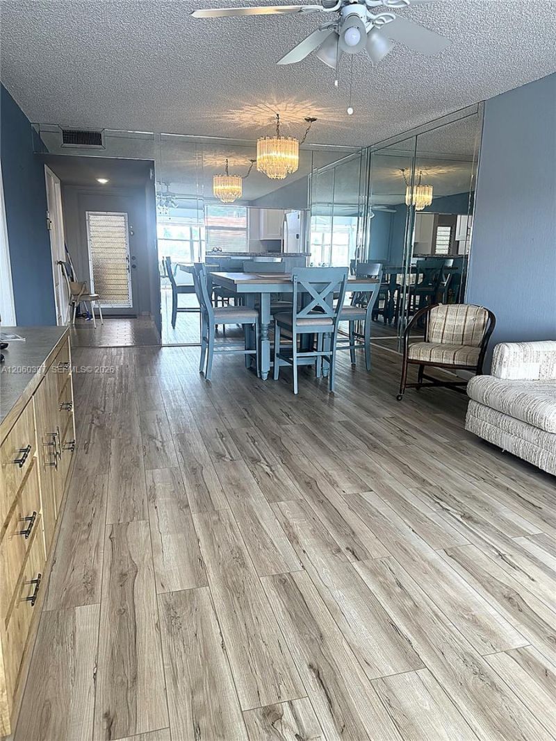 9580 Sunrise Lakes Blvd, Unit 304, Sunrise, FL 33322 Photo