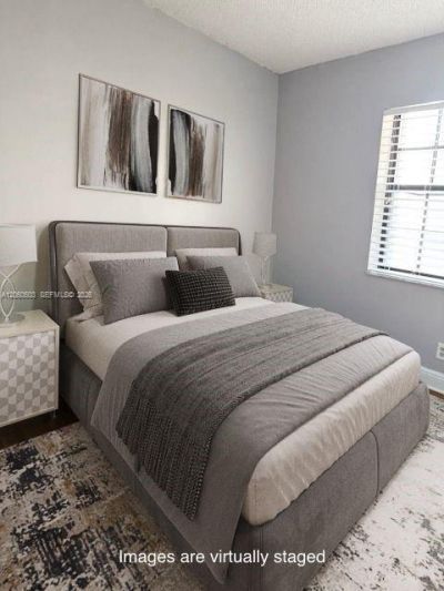 8951 W Sunrise Blvd , Plantation, FL 33322 Photo