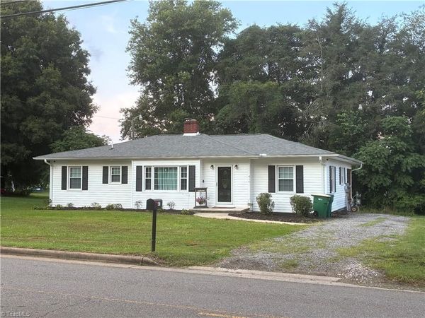 417 S Main Street, Dobson, NC 27017