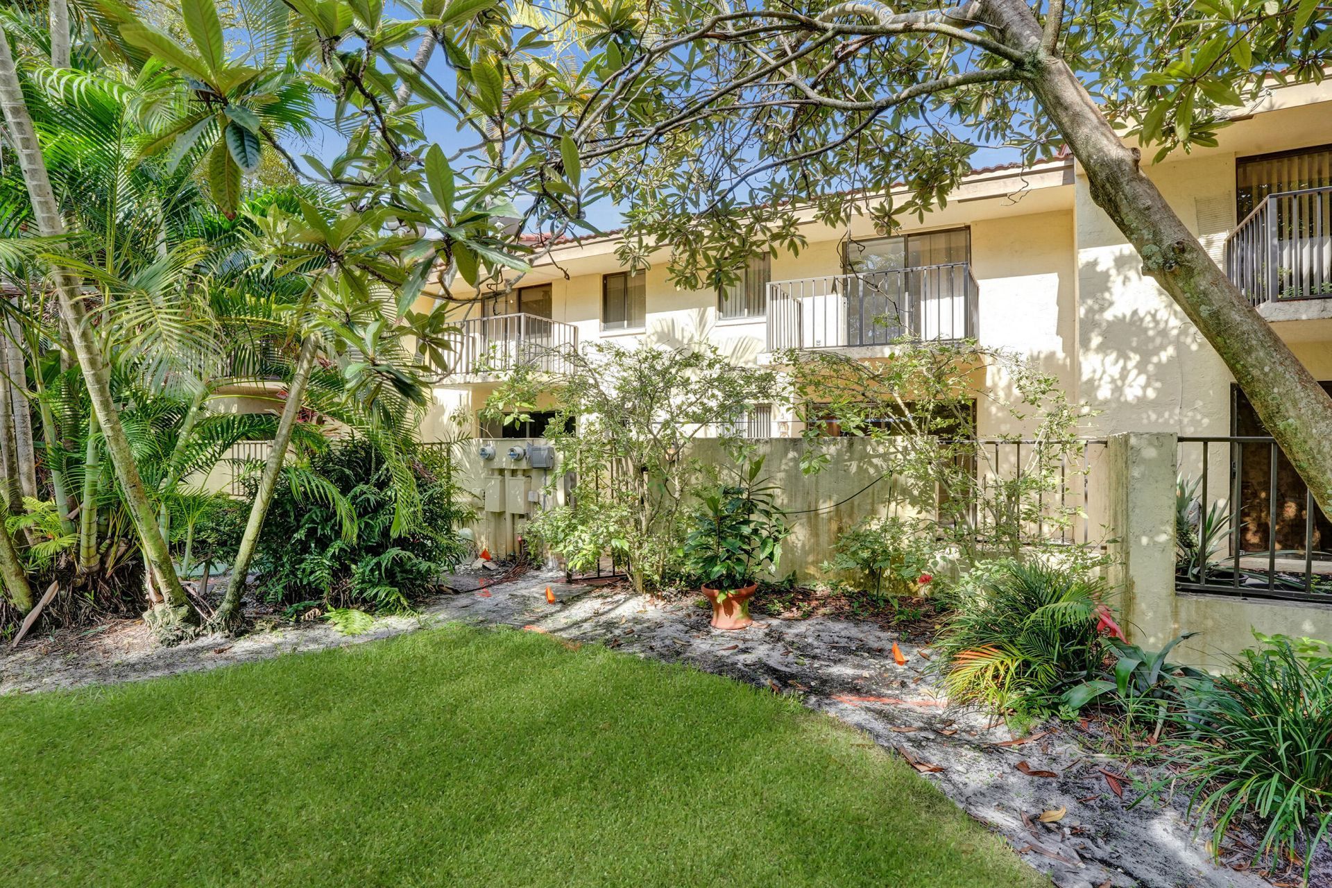 1330 NW 13th Street, Unit 3, Boca Raton, FL 33486 Photo