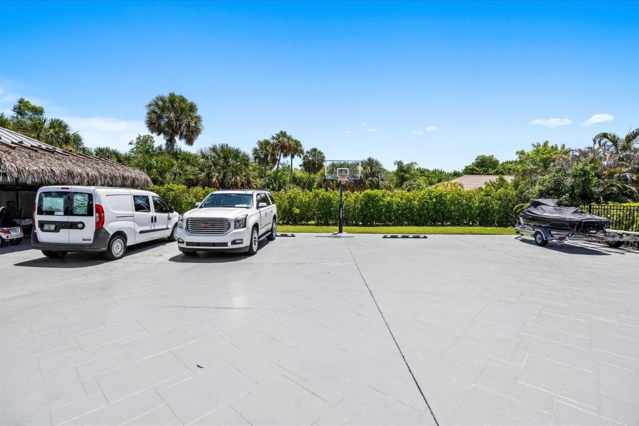 470 SE Pine Road, Port Saint Lucie, FL 34984 Photo