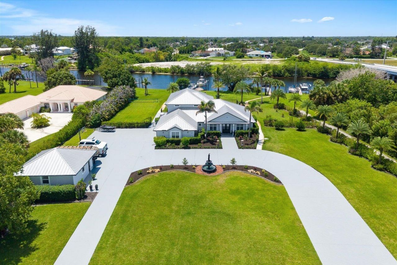 470 SE Pine Road, Port Saint Lucie, FL 34984 Photo