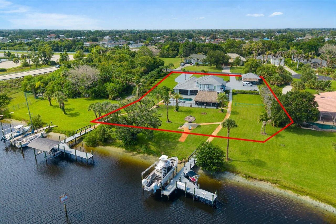 470 SE Pine Road, Port Saint Lucie, FL 34984 Photo