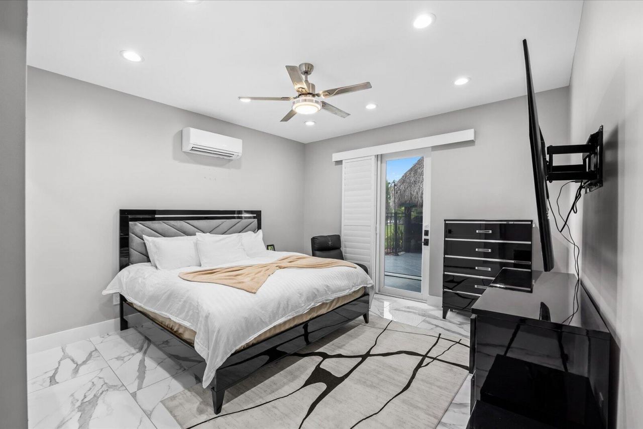 470 SE Pine Road, Port Saint Lucie, FL 34984 Photo