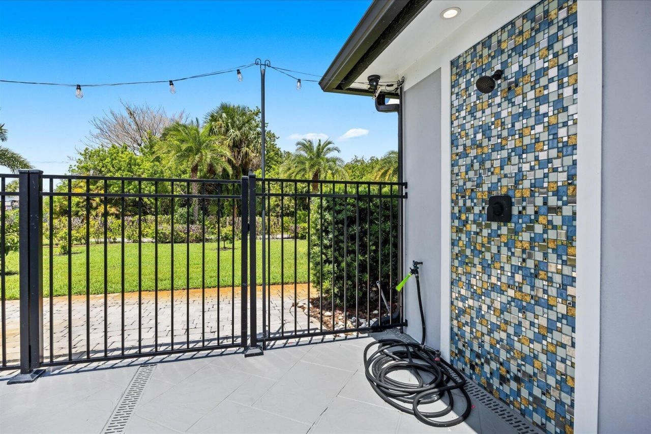 470 SE Pine Road, Port Saint Lucie, FL 34984 Photo