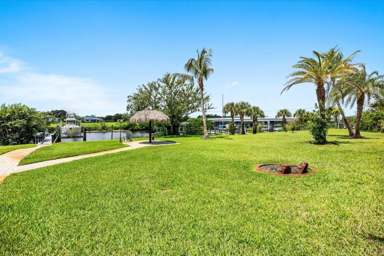 470 SE Pine Road, Port Saint Lucie, FL 34984 Photo